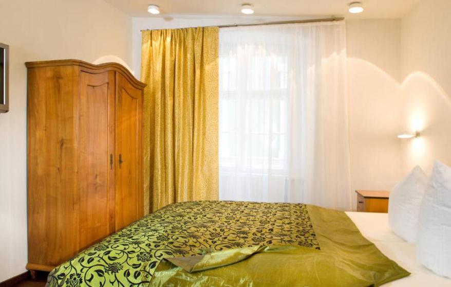 Hotel Münchner Hof und Blauer Turm Ratisbona Habitación foto